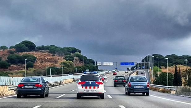 La policía persiguió durante 15 kilómetros al hombre fugado