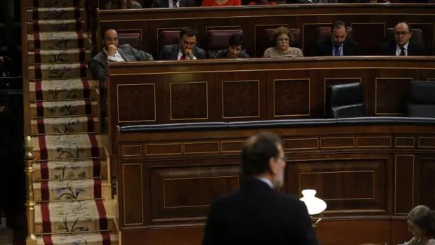 Rajoy interviene durante una sesión de control al Gobierno en el Congreso de los Diputados