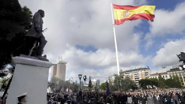 Inauguración del monumento a Blas de Lezo, situado en la plaza Colón de Madrid