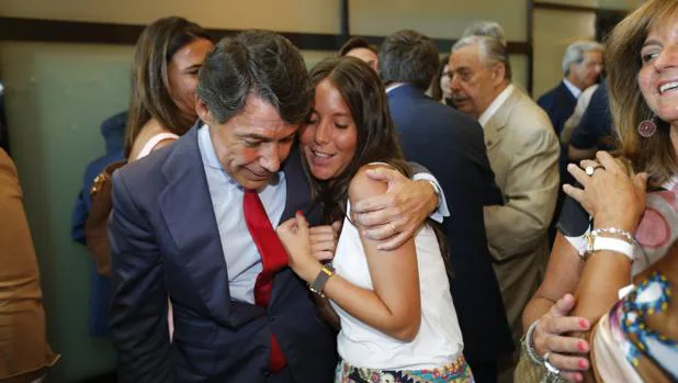 Igancio González con su hija Lourdes, en septiembre de 2014