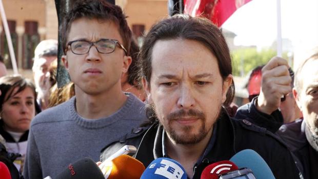 Podemos escribe una carta al PSOE para pedir una reunión sobre la moción de censura a Rajoy