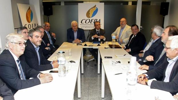 El presidente de la CEV reunido este martes con la cúpula de Coepa en Alicante