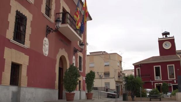 Fachada del edificio consistorial de Redován