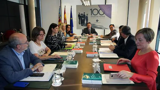 Imagen del pleno del Consell reunido este viernes en Feria Valencia
