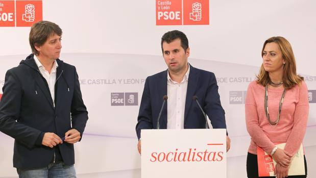 Carlos Martínez, Luis Tudanca y Virginia Barcones, en una imagen de archivo en la sede del PSOE