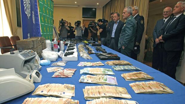 Cae una banda que asaltaba con armas de fuego a narcotraficantes para robarles droga y dinero