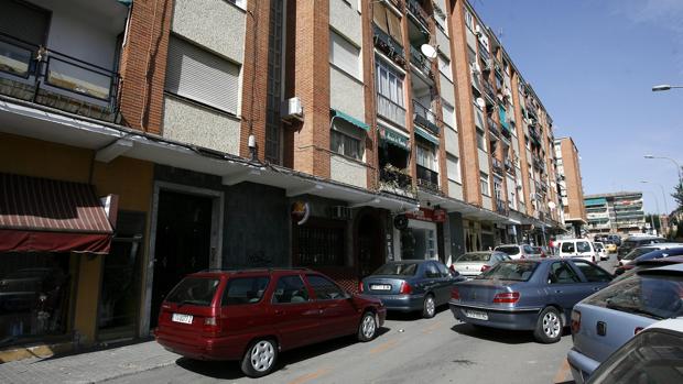 En las inmediaciones del hospital de Toledo hay muchos comercios