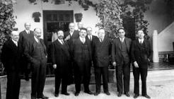 Herriot y Azaña en el Cigarral de Marañón, donde almorzaron durante la visita del presidente francés a Toledo (Foto, Rodríguez. AHPT)