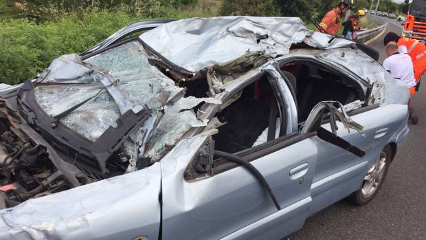 Imagen del coche tras el accidente