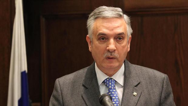 El alcalde de Medina de Rioseco (Valladolid), Artemio Domínguez, ha presentado este martes su renuncia