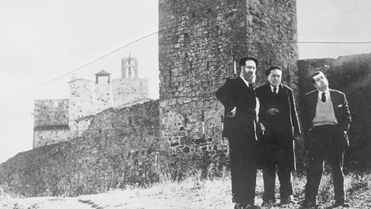 Cela, junto a Josep Pla y Néstor Lujan