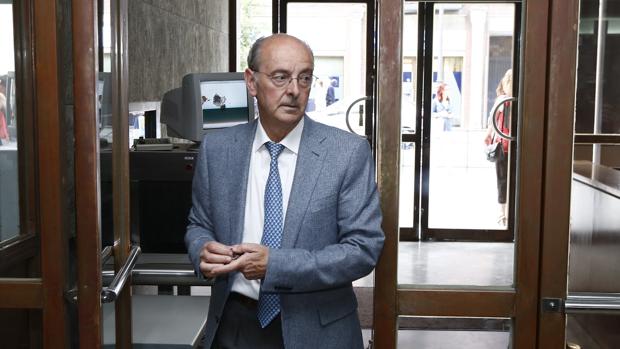 Imputan a Samaniego por una trama que costó 2,4 millones al Ayuntamiento de Valladolid