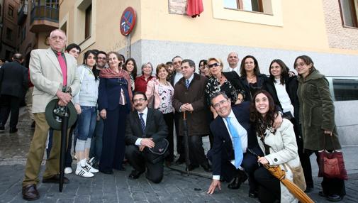 La calle Venancio González, en Toledo, el día en que le fue dedicada por el Ayuntamiento en 2007