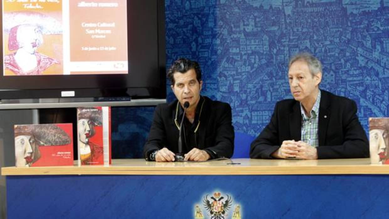 Alberto Romero y José María González Cabezas durante la presentación de la exposición