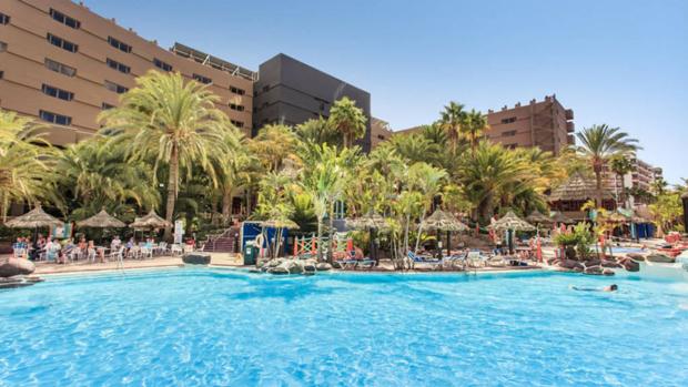 El fondo hotelero del Sabadell aumenta su cartera en 1.700 camas en Canarias