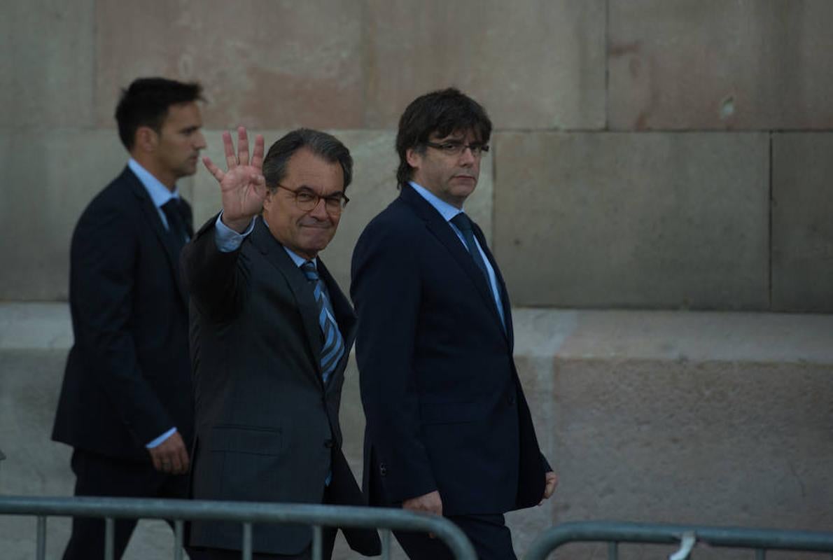 Artur Mas junto al presidente de la Generalitat de Cataluña en su llegada al Tribunal Superior de Justicia