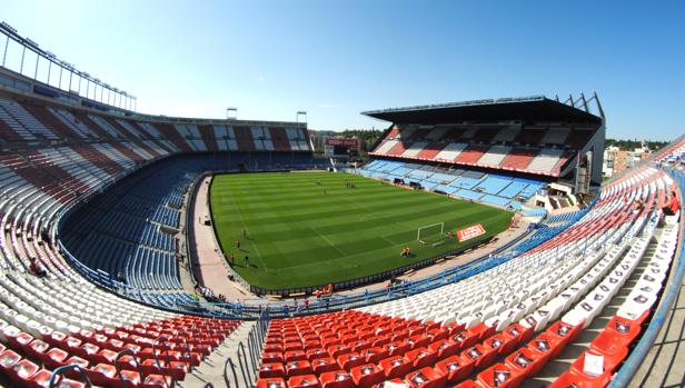 Fútbol e innovación devuelven la mística al Vicente Calderón por un fin de semana