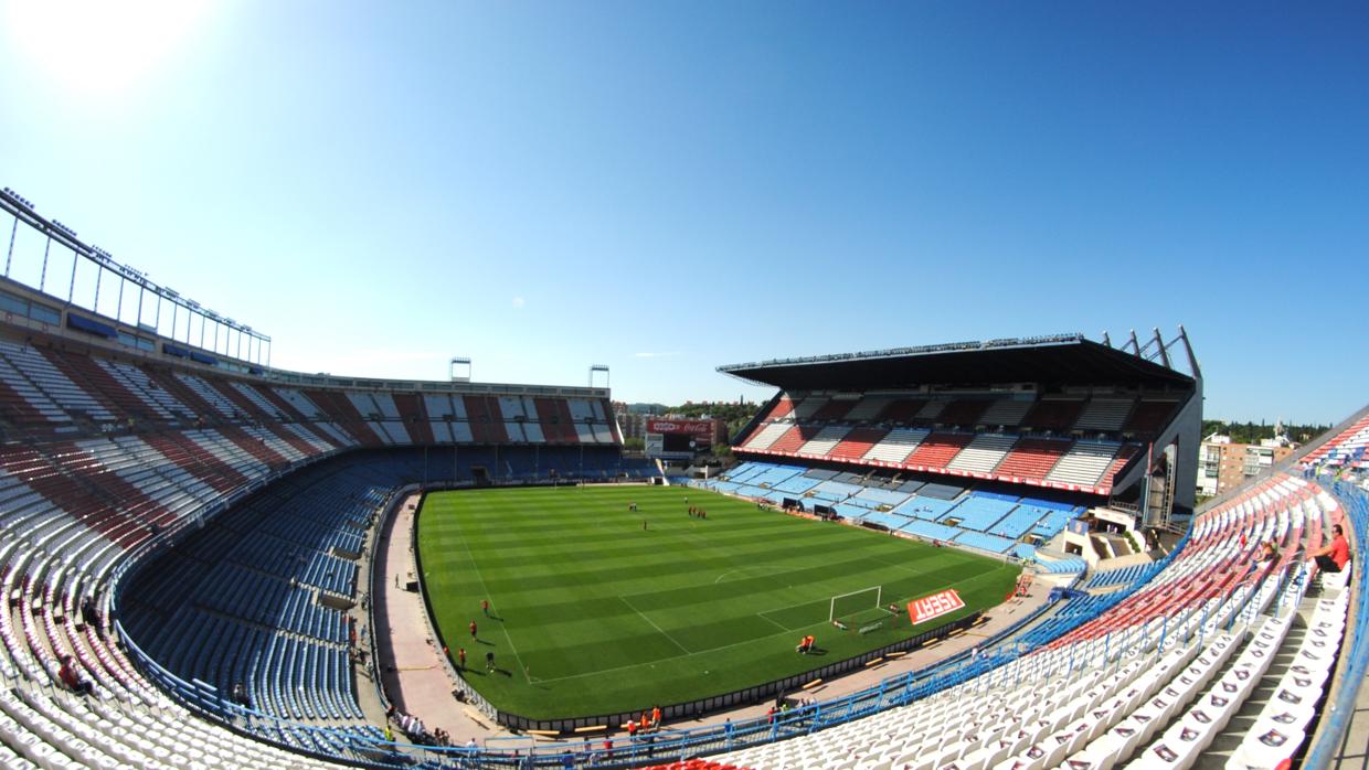 Fútbol e innovación devuelven la mística al Vicente Calderón por un fin de semana