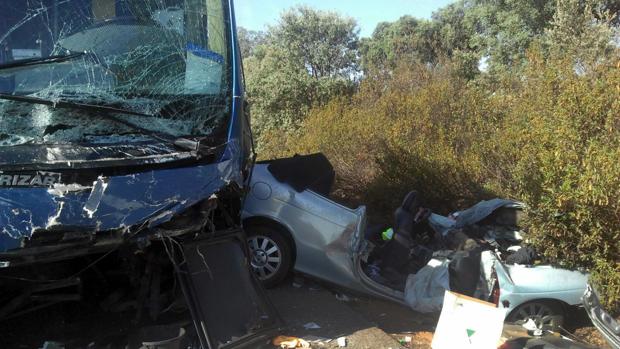 Mueren catorce personas en accidentes de tráfico este fin de semana