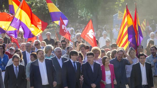 ERC y la CUP aseguran que «la ofensiva represiva» del Estado no frenará el referéndum