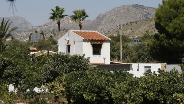 Imagen del chalet en el que se ha registrado el incendio