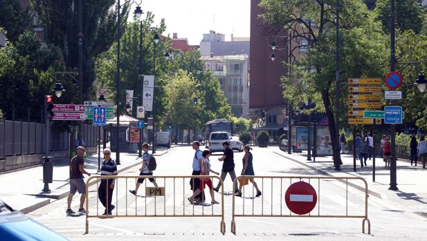 Calle abierta al tráfico este lunes tras las restricciones de este fin de semana por contaminación