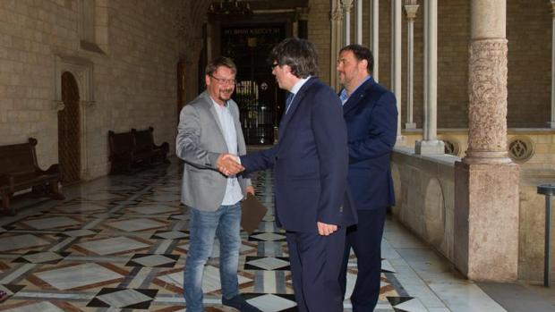 División interna en los comunes por culpa del referéndum ilegal anunciado para el 1-O