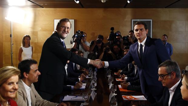 Mariano Rajoy y Albert Rivera, en la reunión que mantuvieron el pasado agosto
