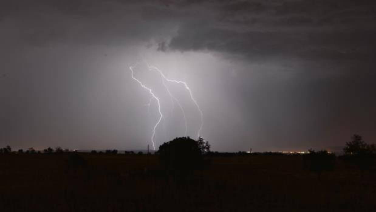 Fotografía tomada desde la localidad toledana de Nambroca esta noche pasada