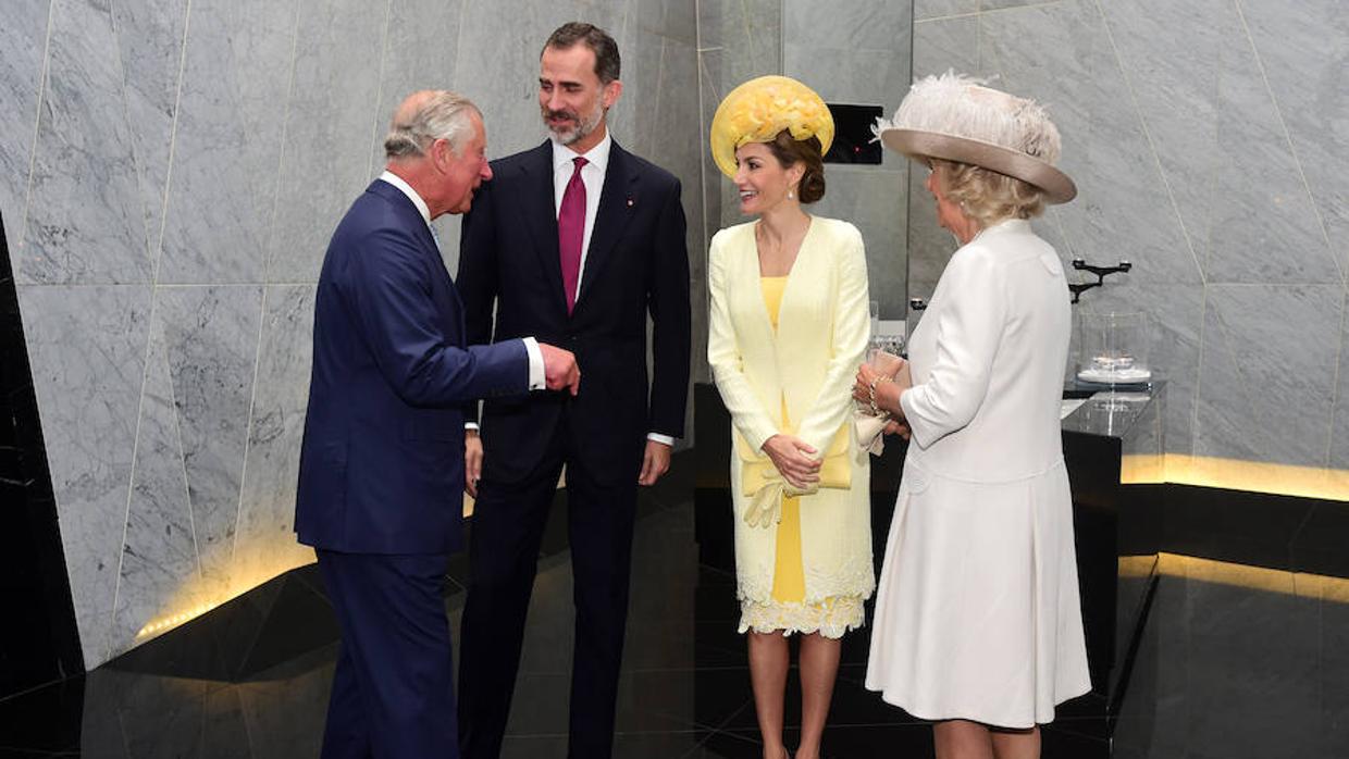 Los Reyes de España, antes de la ceremonia de bienvenida a Reino Unido