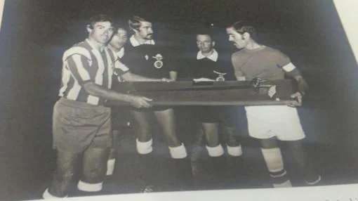 El Santa se enfrentó al Atleti en un amistoso el 29 de agosto de 1973