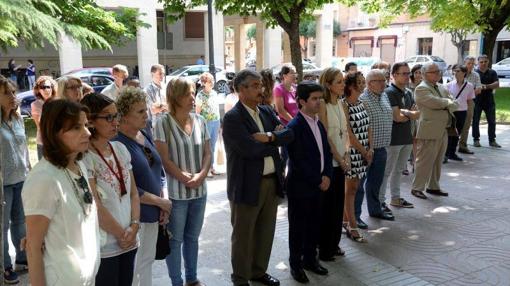 Minuto de silencio en Huesca en recuerdo de Naiara