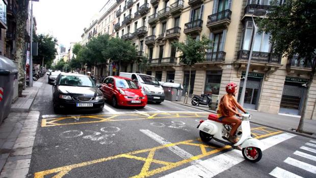 Cataluña aboga por prácticas obligatorias previas y una tasa 0,0 para motoristas