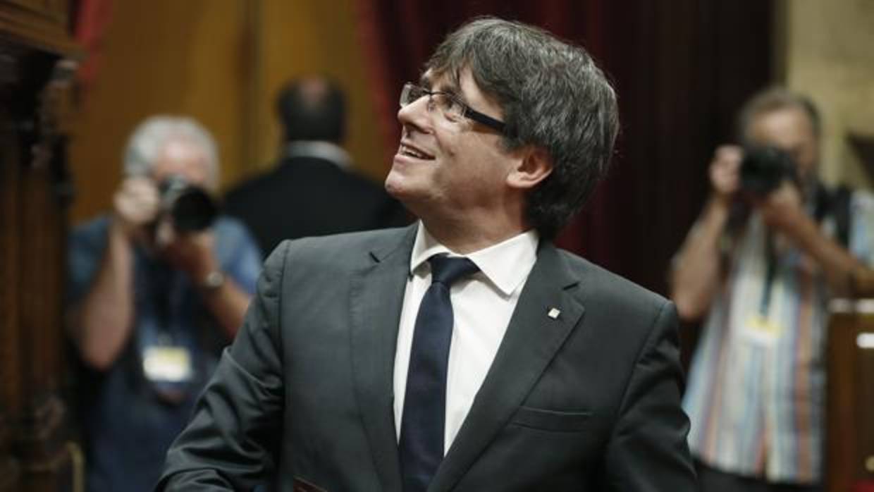 Puigdemont, durante la segunda jornada del pleno del Parlament