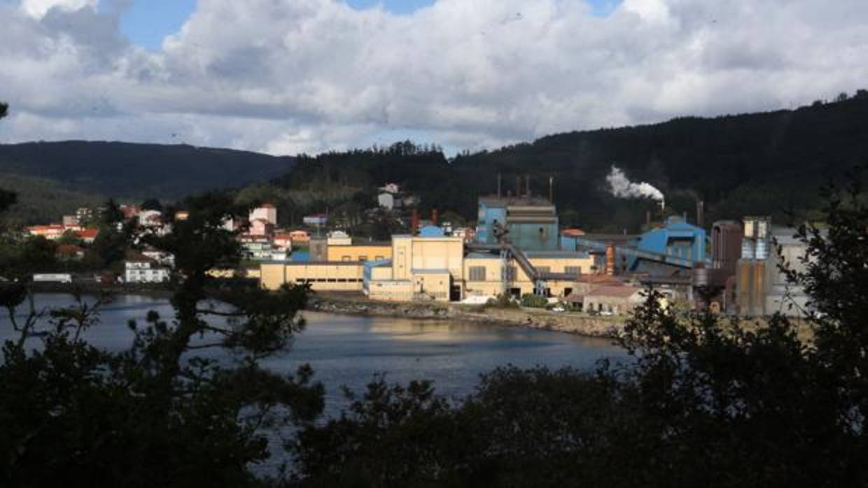 Factoría de ferroaleaciones en la parroquia de Brens, en el concello de Cee