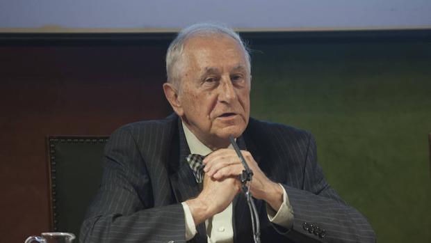 Inocencio Arias: «Desde 1940 estamos en el momento más delicado y grave de nuestra historia»