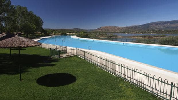 Las piscinas de Riosequillo, en Buitrago del Lozoya