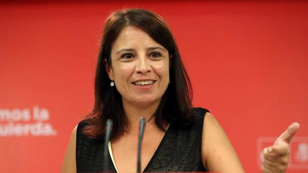 La vicesecretaria general del PSOE, Adriana Lastra, durante una rueda de prensa ofrecida este miércoles
