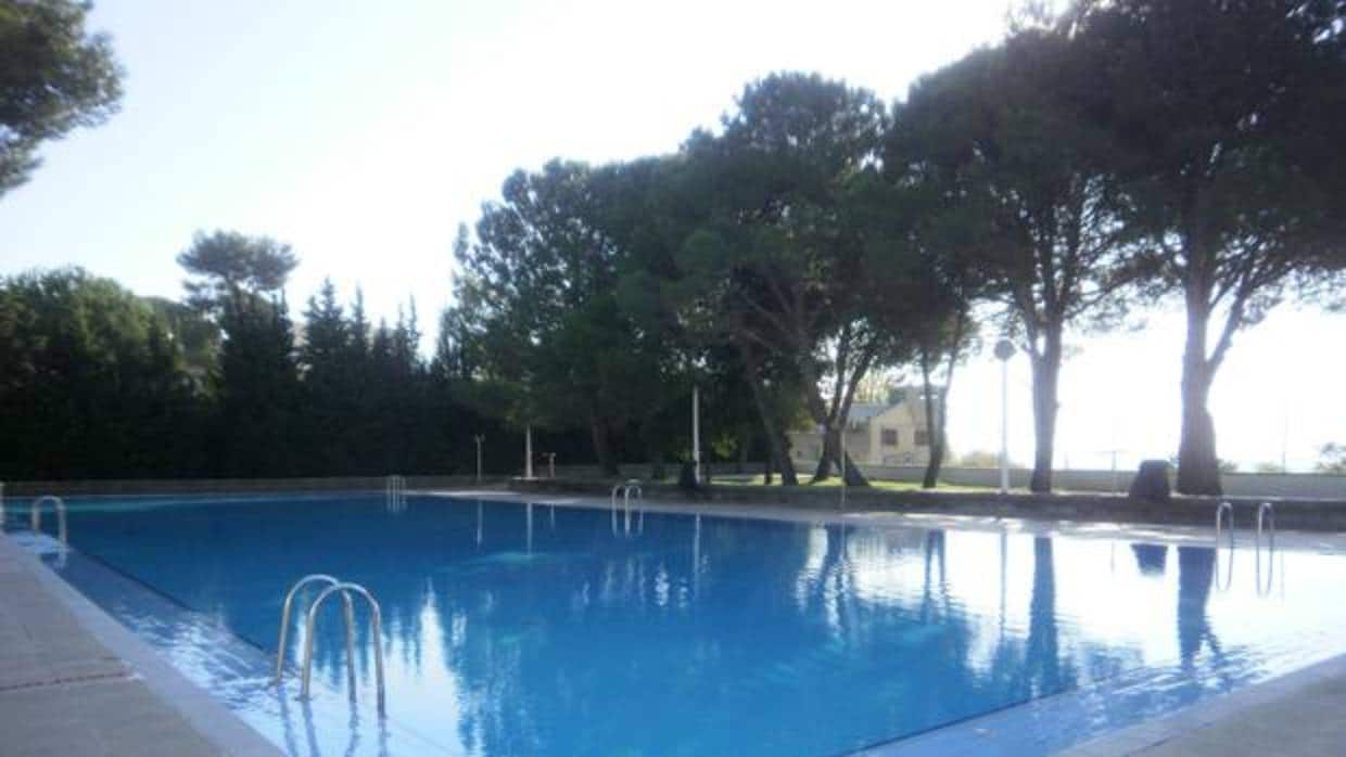 imagen de la piscina municipal de Gardeny