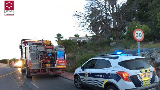 Regresan a sus casas cien vecinos de Peñíscola que habían sido desalojados por el incendio