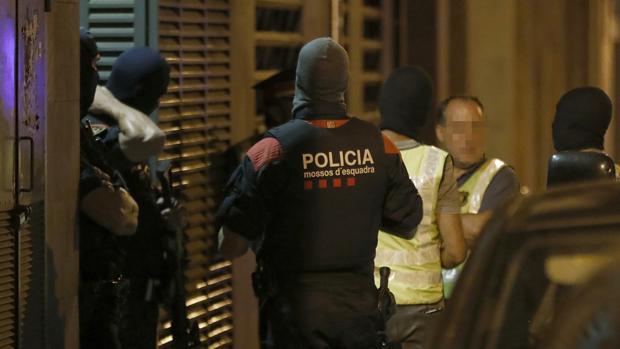 La Generalitat justifica a los Mossos en Alcanar por la falta de pruebas