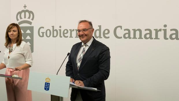 Canarias defiende su papel en la crisis de las microalgas