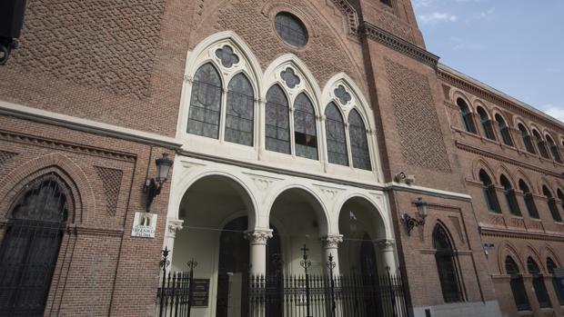 Parroquia de la Virgen de la Paloma: la devoción del corazón castizo