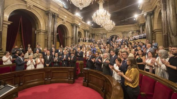 Forcadell convoca la Mesa del Parlament este miércoles a las 9, una hora antes del pleno