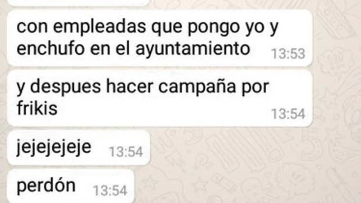 Un concejal de La Laguna (Tenerife) publica por error mensajes machistas en un chat del PSOE