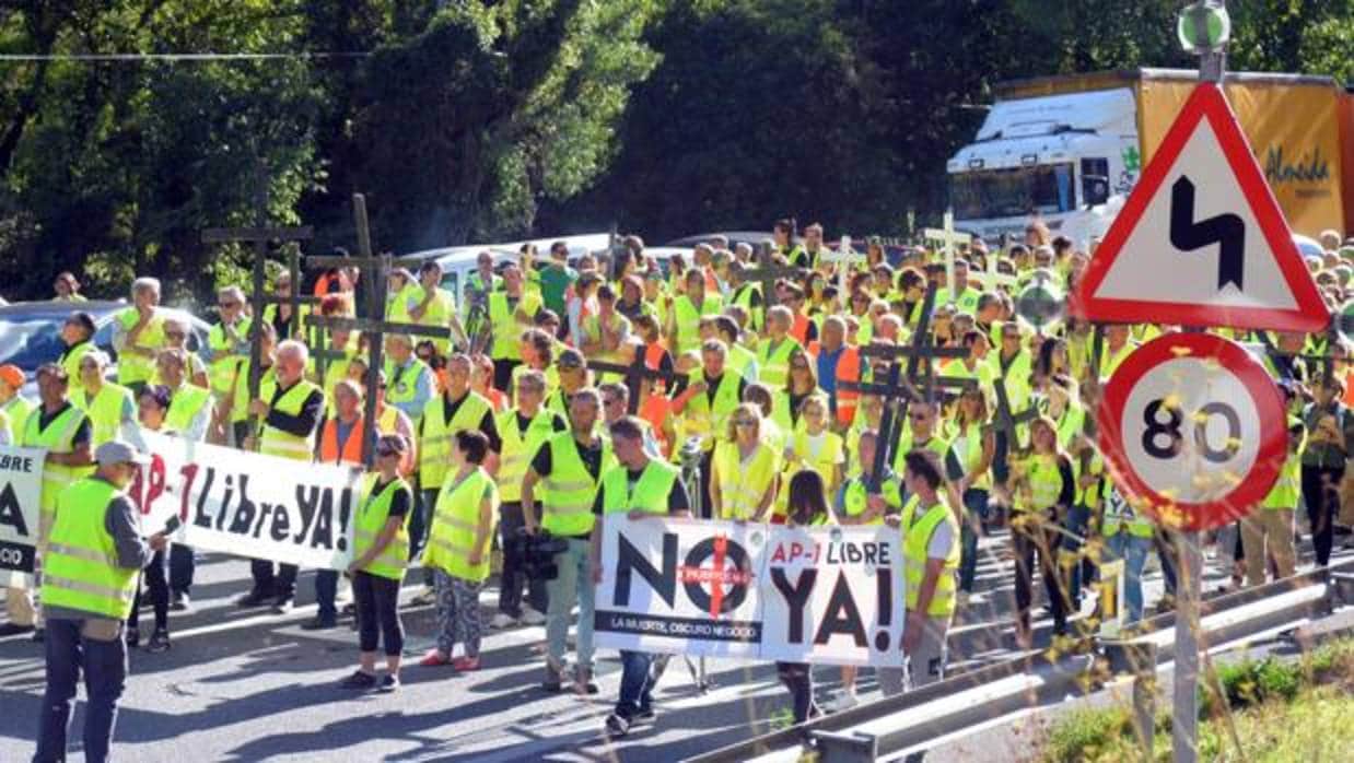 Manifestación por la liberalización de la AP-1 el pasado 12 de septiembre, a la altura de Pancorbo