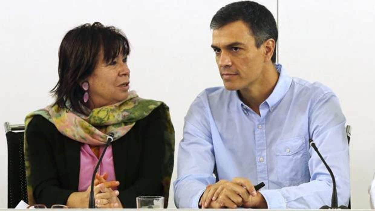 Cristina Narbona y Pedro Sánchez