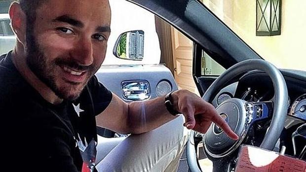 Benzema sufre otro accidente de tráfico en Madrid