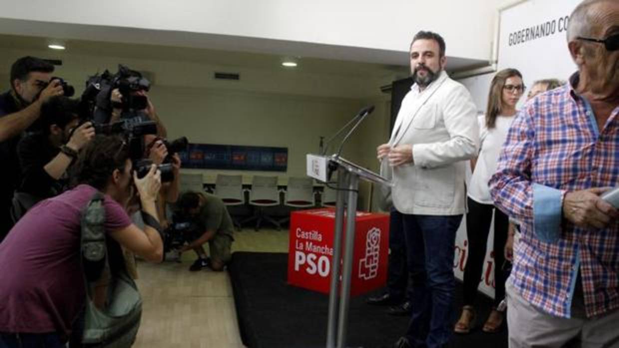 José Luis Blanco, alcalde de Azuqueca de Henares, cuando presentó su candidatura