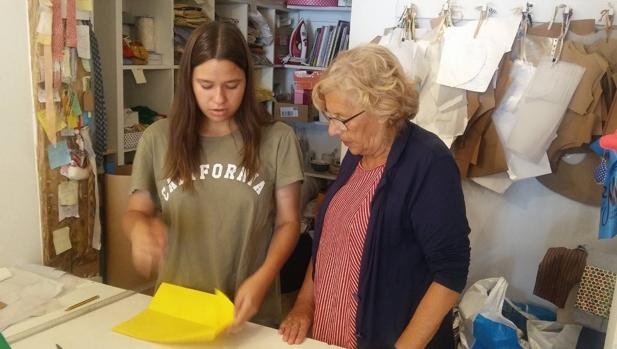 Atracan a la hija de Gutiérrez Mellado en la tienda solidaria impulsada por Carmena